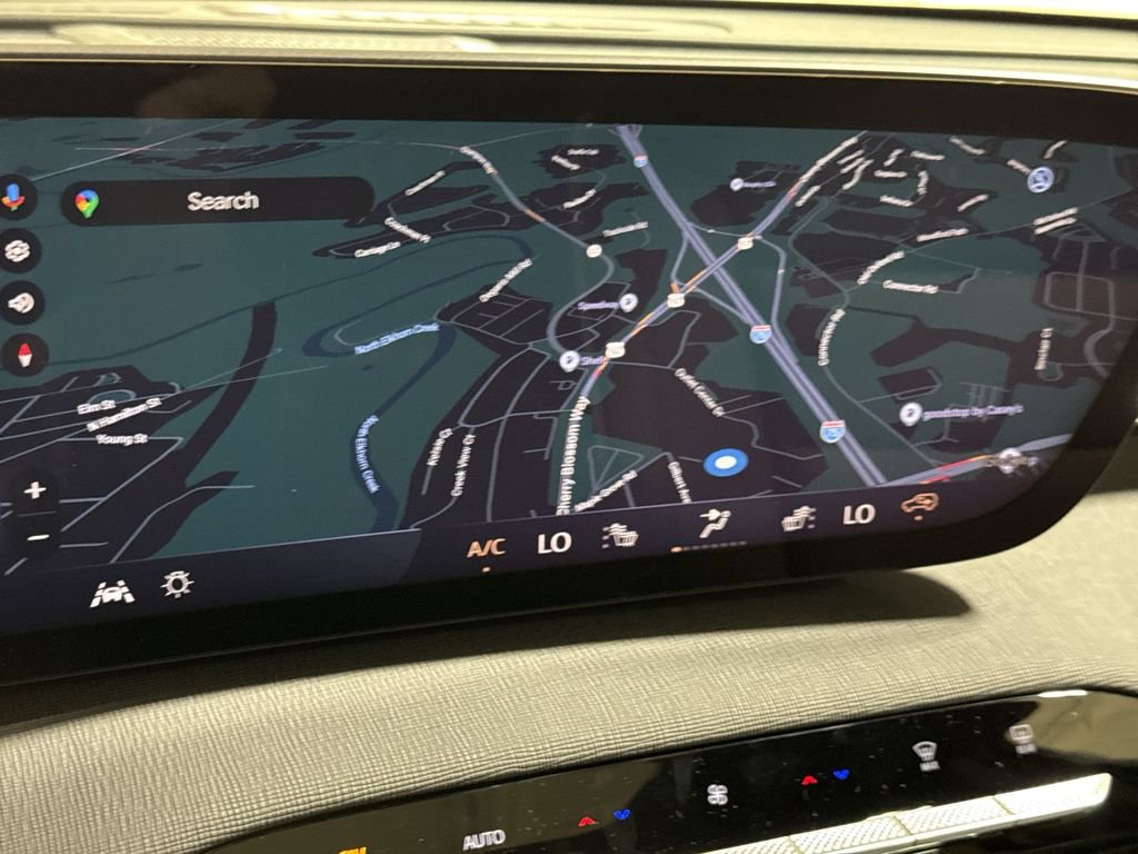 New 2026 Buick Enclave Sport Touring w/ Power Package AWD/4WD image 15