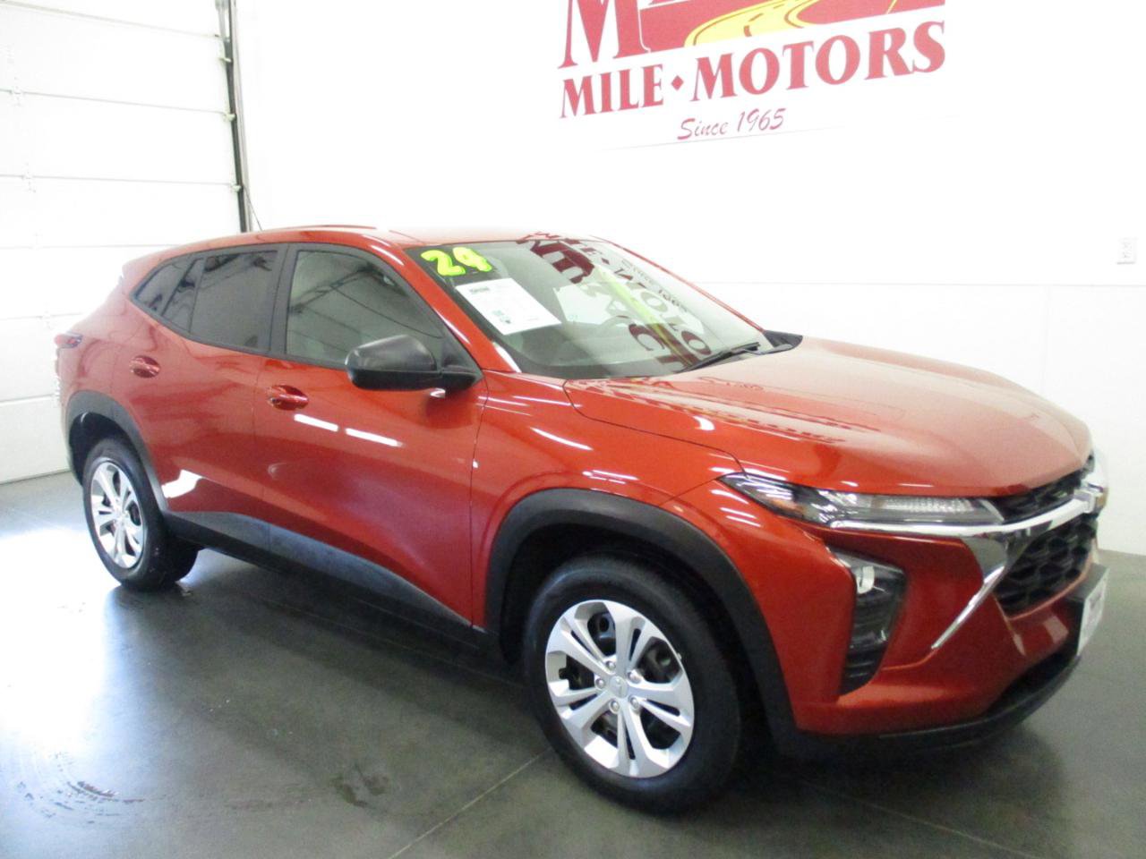 Used 2024 Chevrolet Trax LS image 1