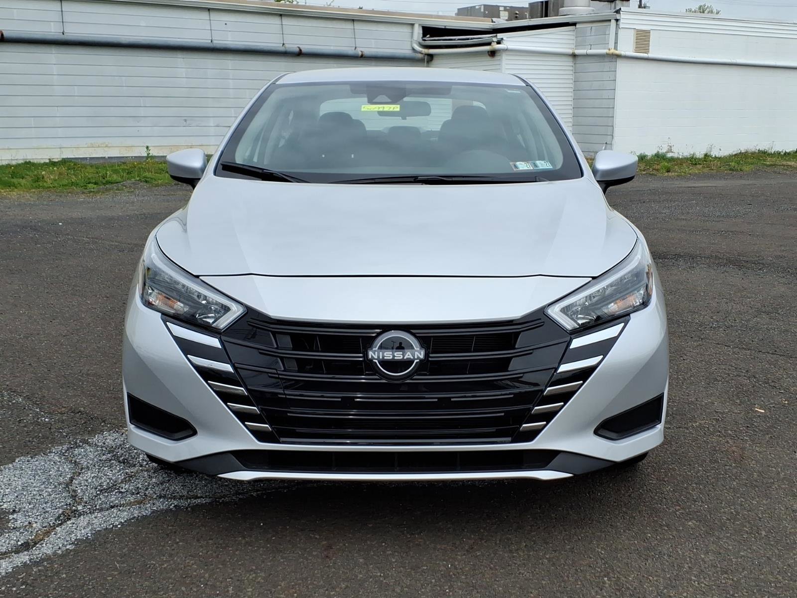 Certified 2025 Nissan Versa SV FWD image 9