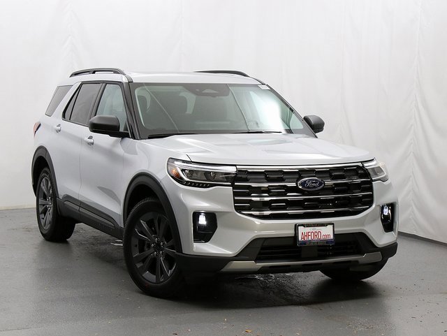 New 2026 Ford Explorer Active image 1