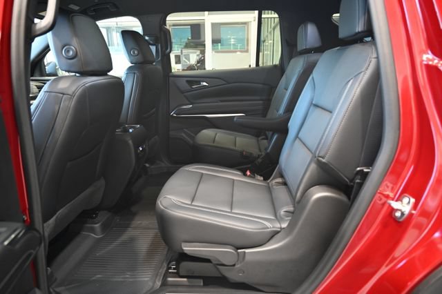 New 2027 Chevrolet Traverse LT w/ Driver Confidence Package FWD image 9