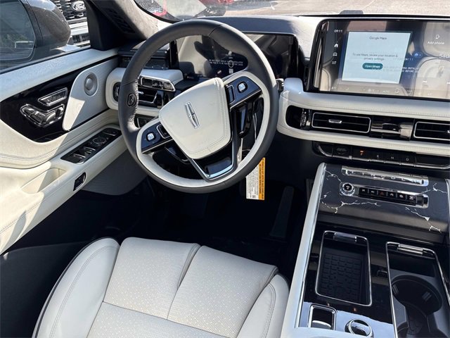 New 2025 Lincoln Aviator Black Label w/ Jet Appearance Package image 14