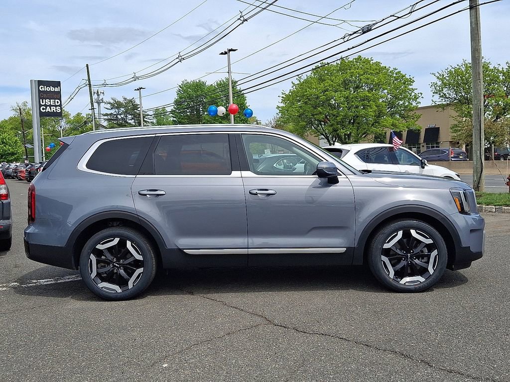 Used 2024 Kia Telluride S w/ S Sunroof Package AWD/4WD image 8