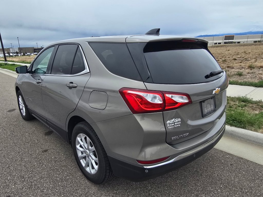 Used 2018 Chevrolet Equinox LT image 3