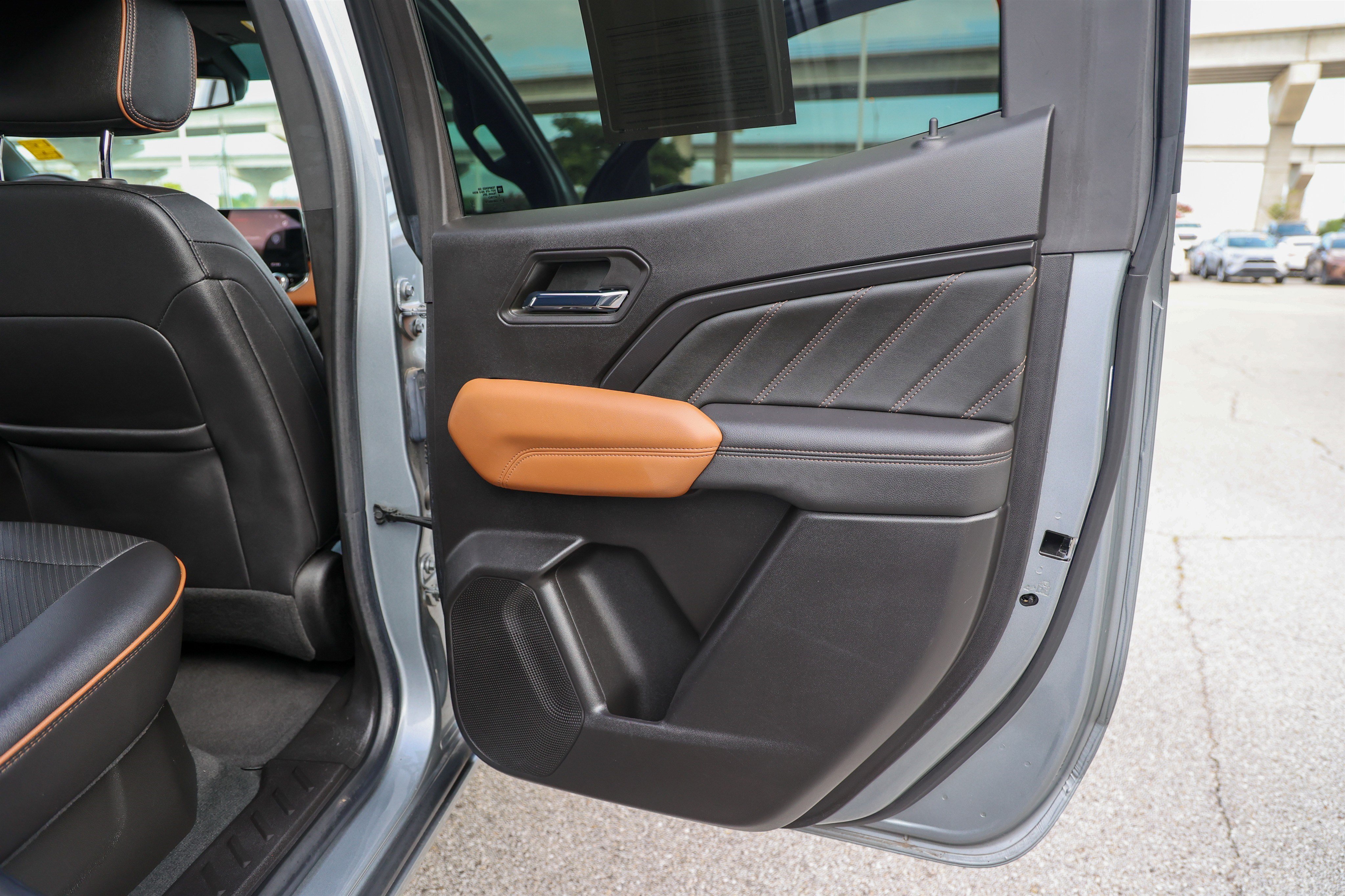 Used 2023 GMC Canyon AT4 w/ AT4 Premium Package AWD/4WD image 42