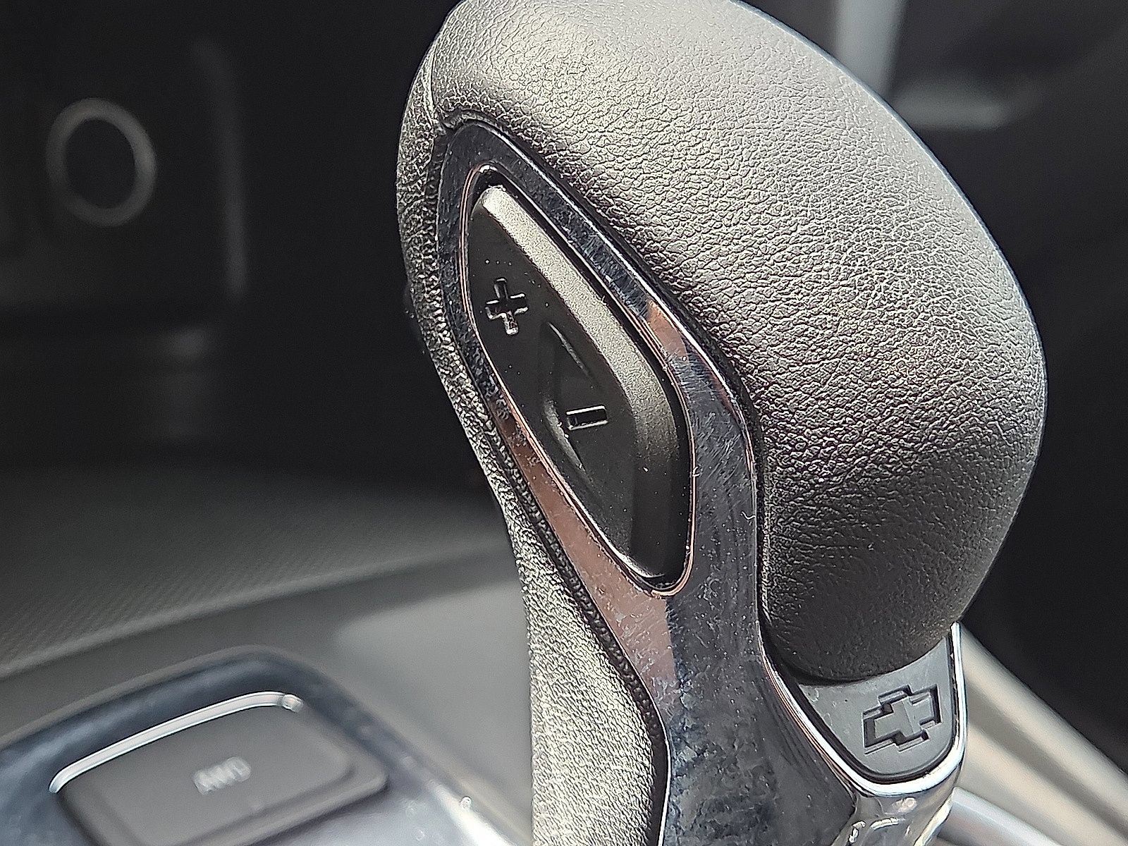 Used 2023 Chevrolet Equinox LT AWD/4WD image 30