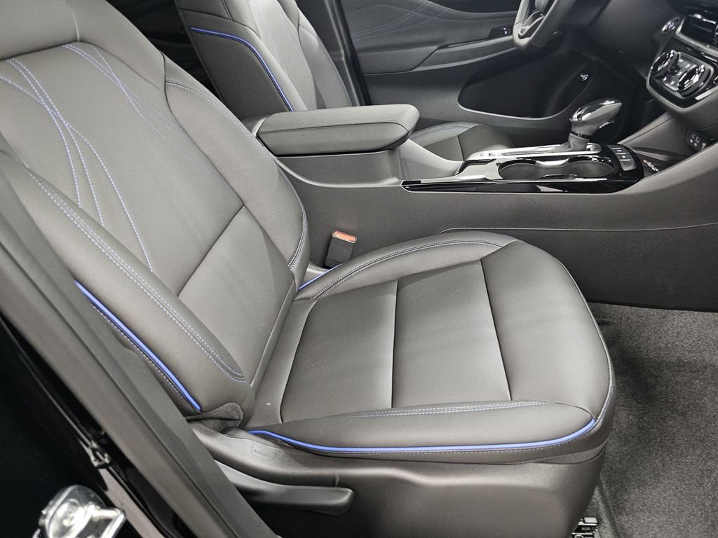 New 2026 Buick Envista Sport Touring w/ Convenience I Package FWD image 24