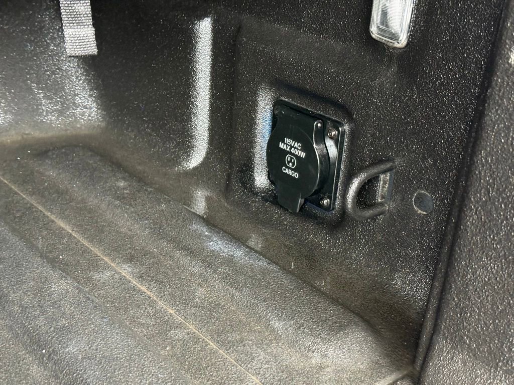 Used 2021 Jeep Gladiator Overland w/ Uconnect 4C Nav & Sound Group image 5