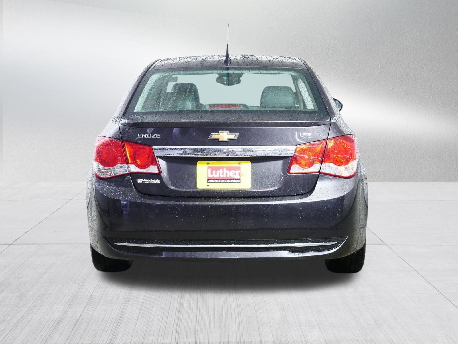 Used 2014 Chevrolet Cruze LTZ w/ Sun, Sound and Sport Package FWD image 6