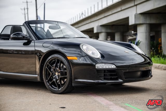 Used 2010 Porsche 911 Carrera RWD image 46