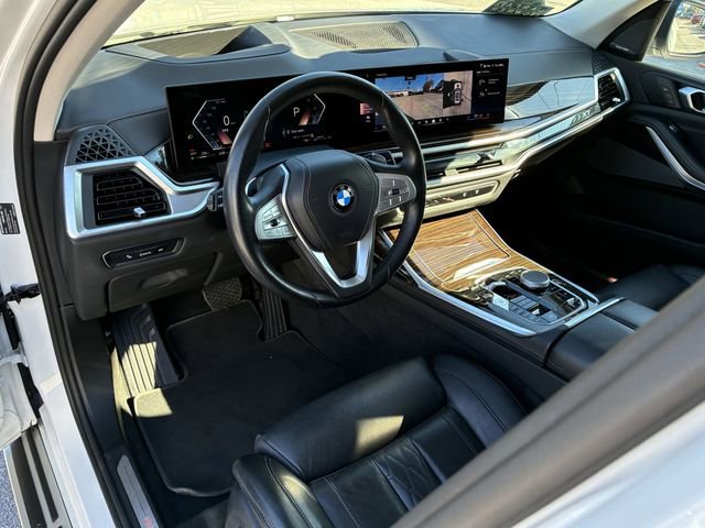 Used 2025 BMW X7 xDrive40i image 10