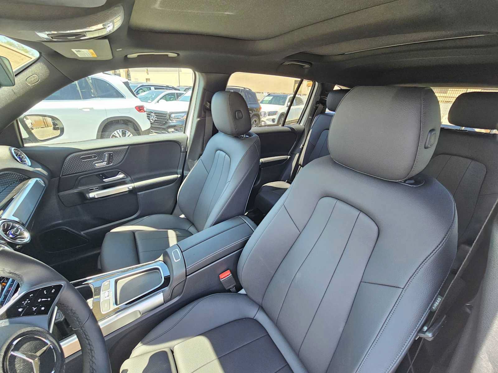 New 2026 Mercedes-Benz GLB 250 image 21