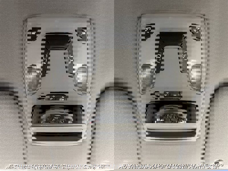 Used 2012 Toyota Sienna LE w/ Towing Pkg image 20