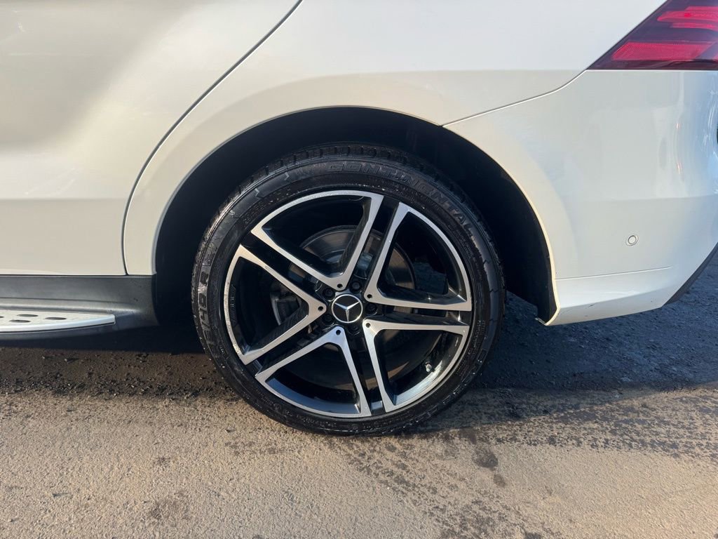Used 2019 Mercedes-Benz GLE 43 AMG 4MATIC image 12