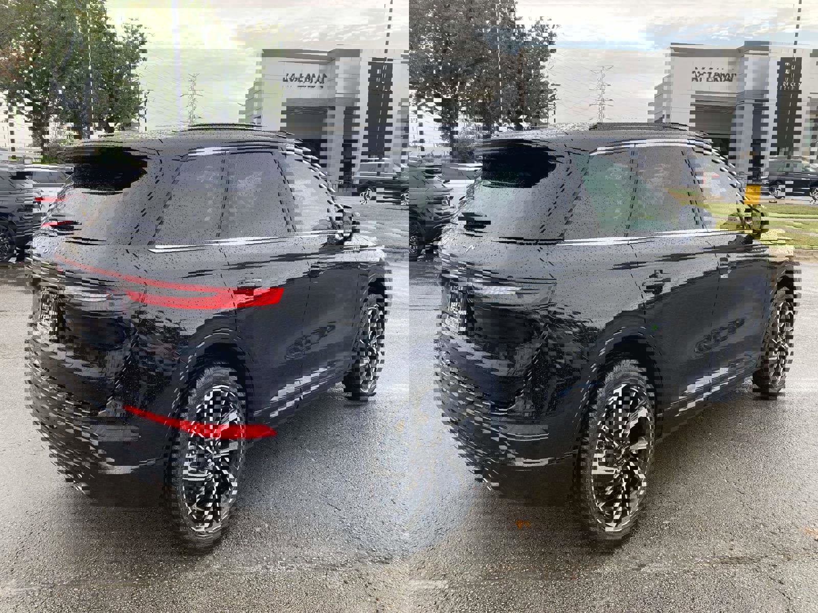 New 2025 Lincoln Corsair Grand Touring image 3