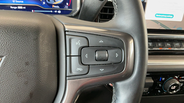 Used 2025 Chevrolet Silverado 2500 High Country w/ High Country Premium Package AWD/4WD image 13