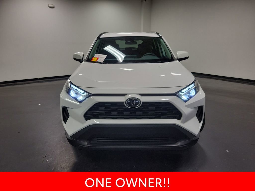 Used 2023 Toyota RAV4 XLE image 3