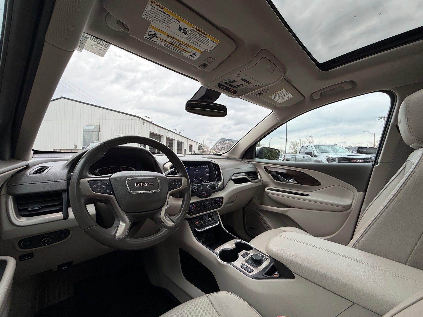 Used 2020 GMC Terrain Denali w/ Denali Premium Package image 14