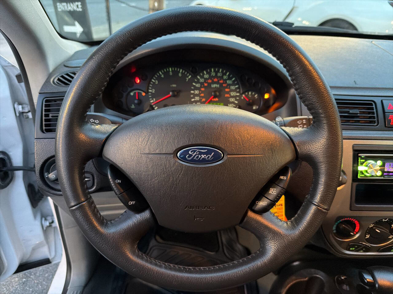 Used 2006 Ford Focus SE image 24