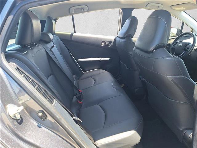 Used 2022 Toyota Prius Prime XLE FWD image 17