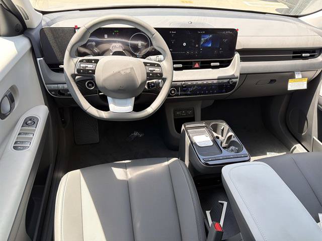 New 2026 Hyundai Ioniq 5 SEL RWD image 7