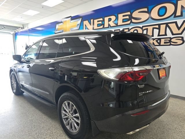 Used 2023 Buick Enclave Premium AWD/4WD image 5
