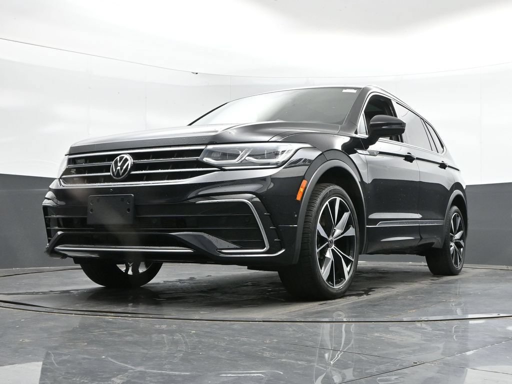 Used 2022 Volkswagen Tiguan SEL R-Line AWD/4WD image 43