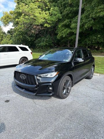 Used 2024 INFINITI QX50 Sport AWD/4WD image 3