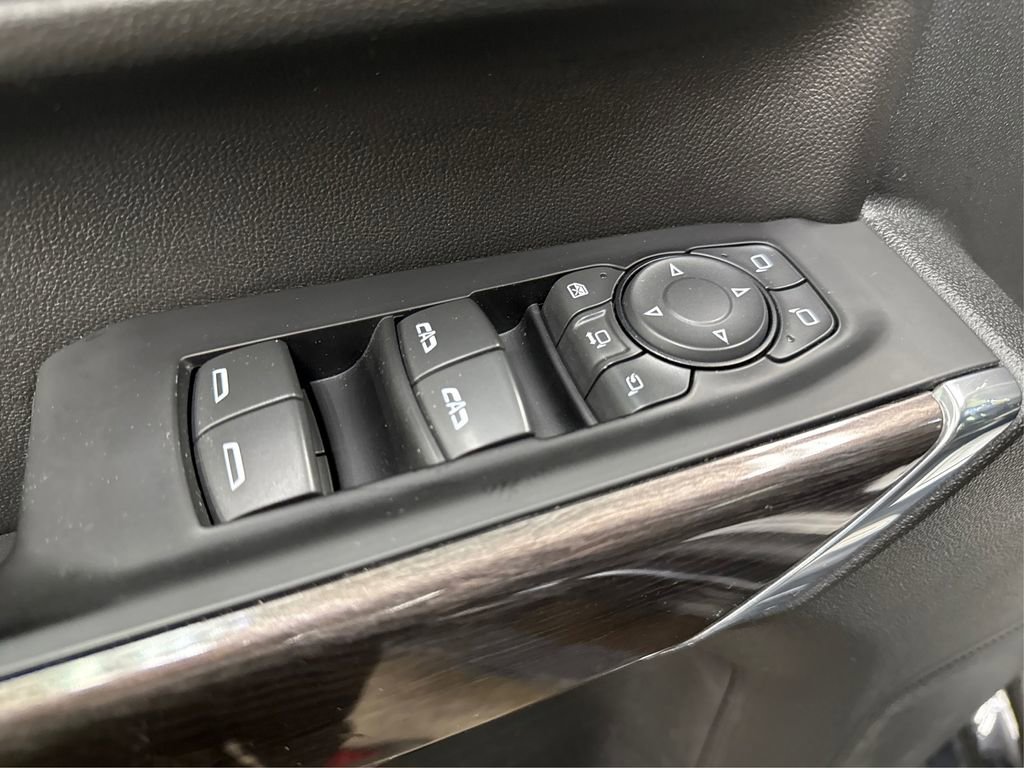 Used 2020 Chevrolet Silverado 2500 LTZ w/ LTZ Plus Package image 36