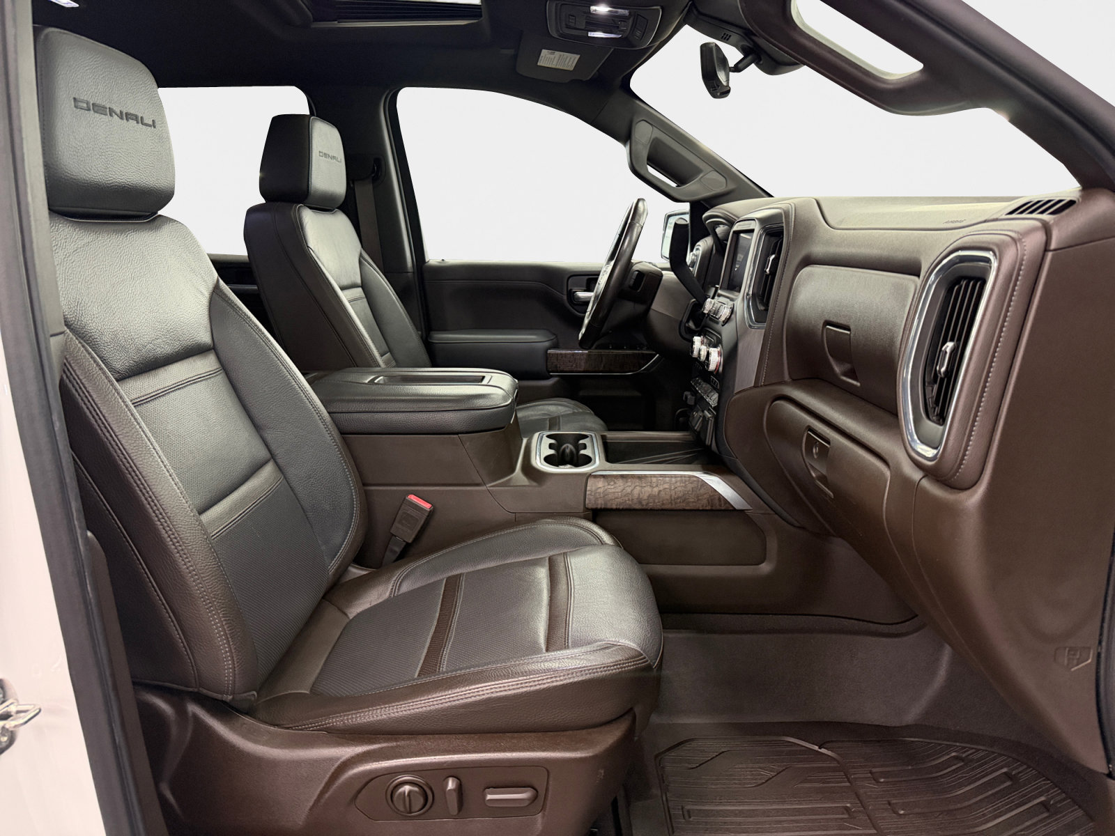 Used 2021 GMC Sierra 1500 Denali w/ Denali Ultimate Package AWD/4WD image 12