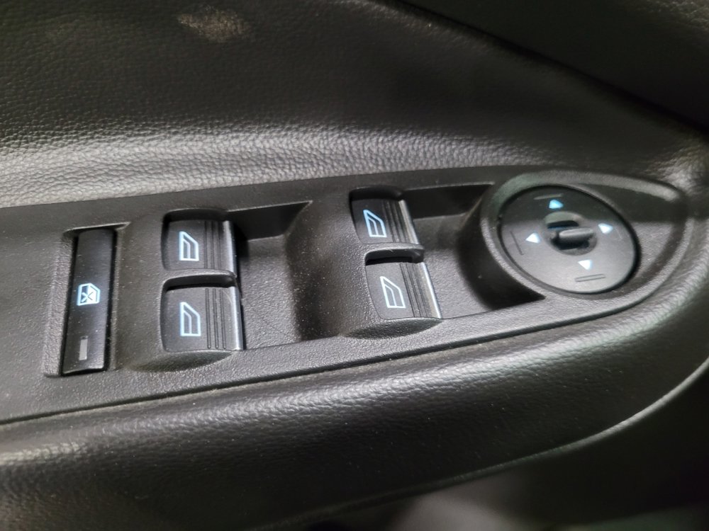 Used 2017 Ford Escape SE w/ Equipment Group 201A AWD/4WD image 27