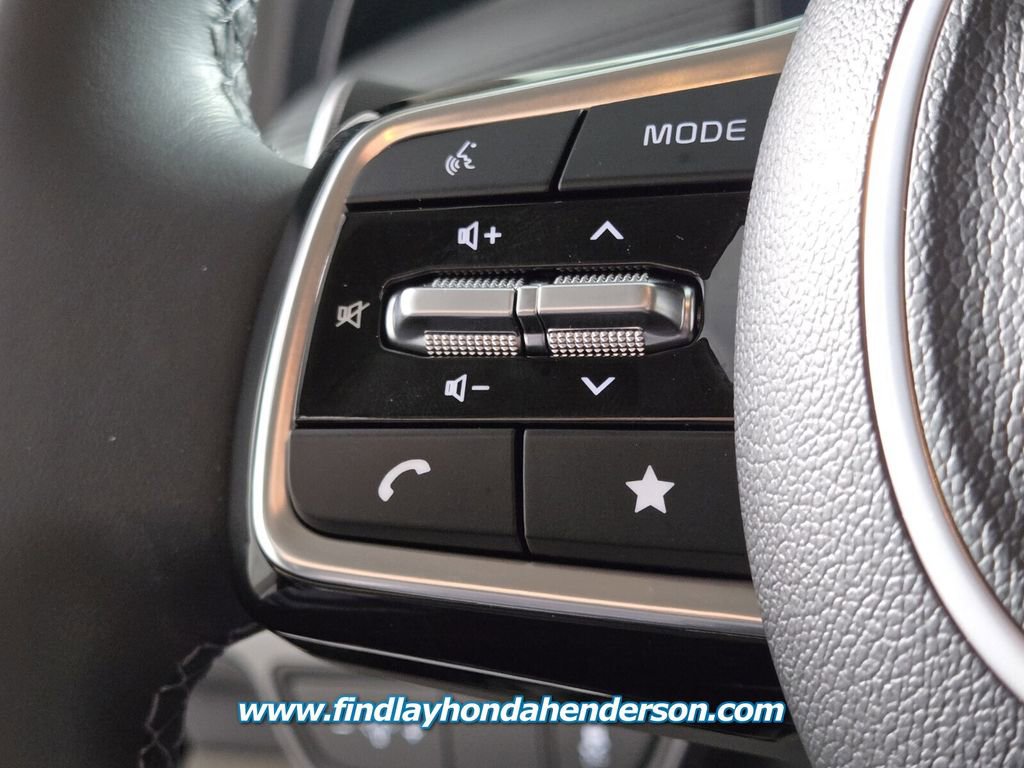 Used 2026 Kia Carnival FWD image 27