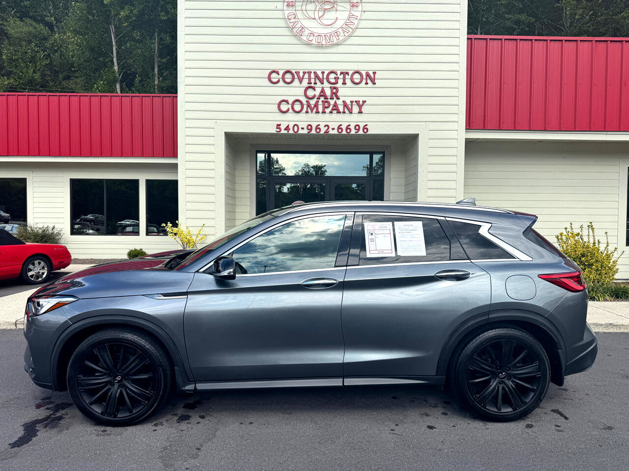 Used 2021 INFINITI QX50 Luxe w/ Appearance Package image 3