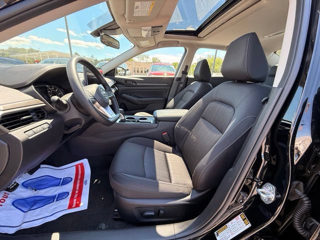 New 2026 Nissan Altima 2.5 SV w/ SV Special Edition Package FWD image 12