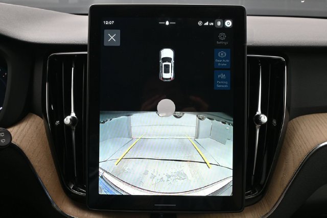 New 2027 Volvo XC60 B5 Core AWD/4WD image 21