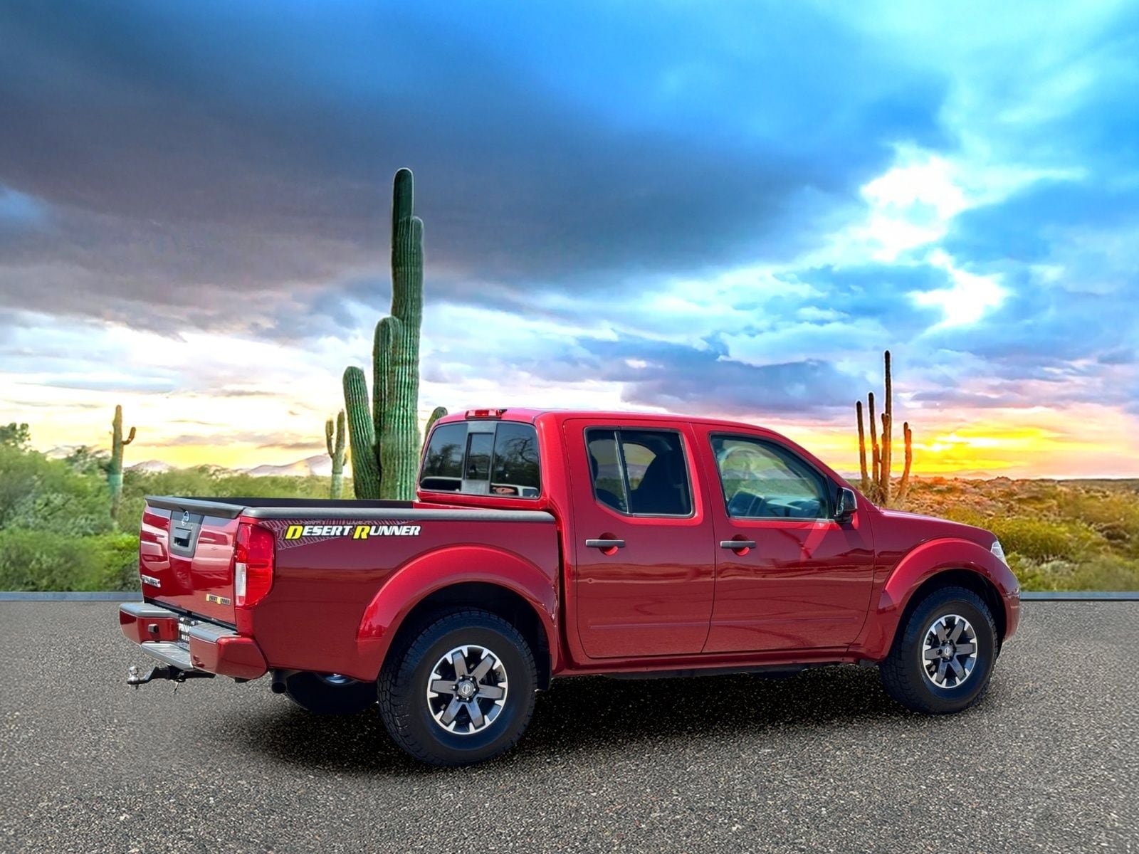 Used 2018 Nissan Frontier Desert Runner RWD image 5