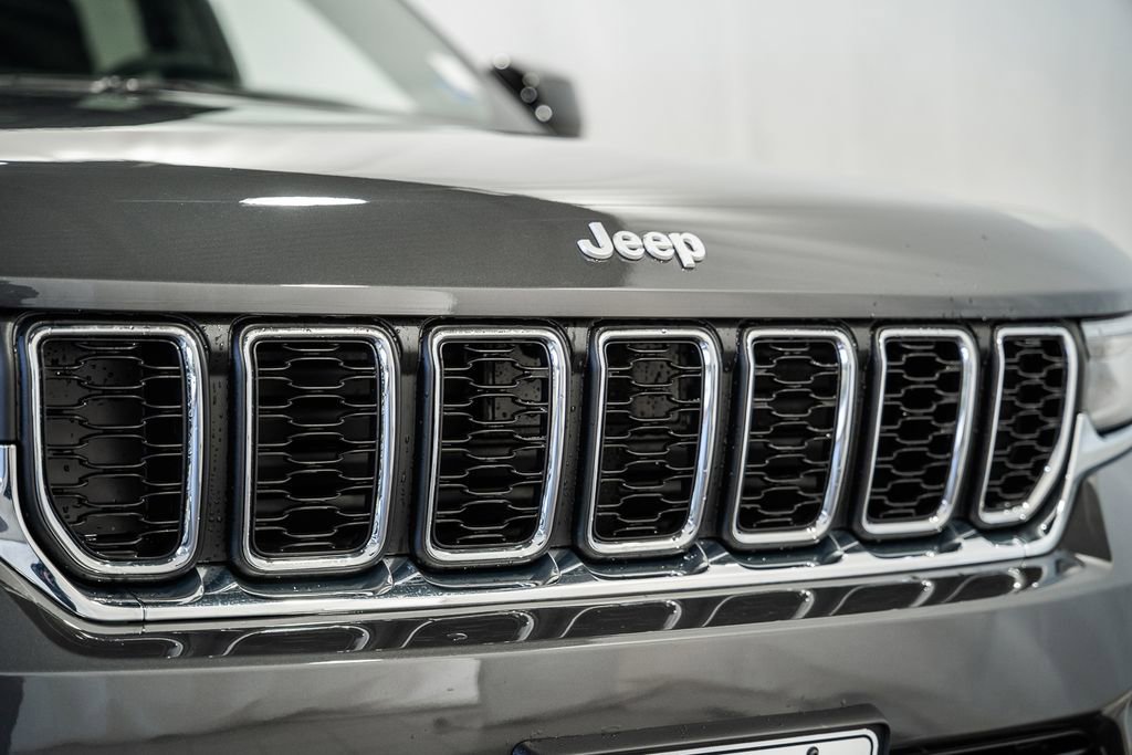 New 2026 Jeep Grand Cherokee Laredo X image 12