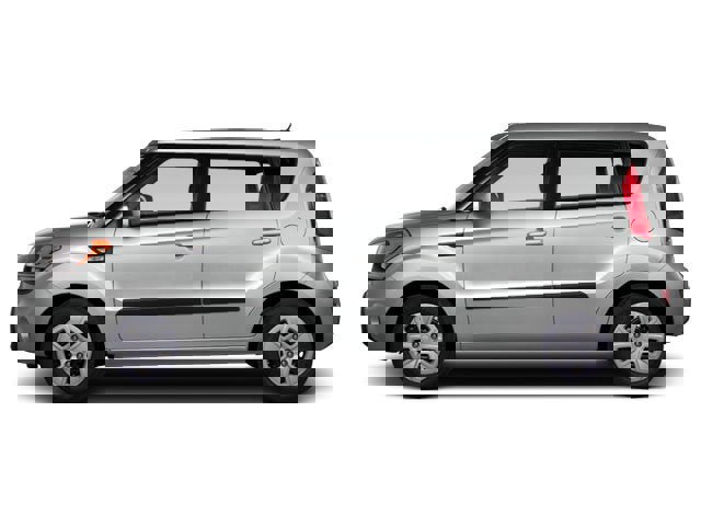 Used 2013 Kia Soul + FWD image 6