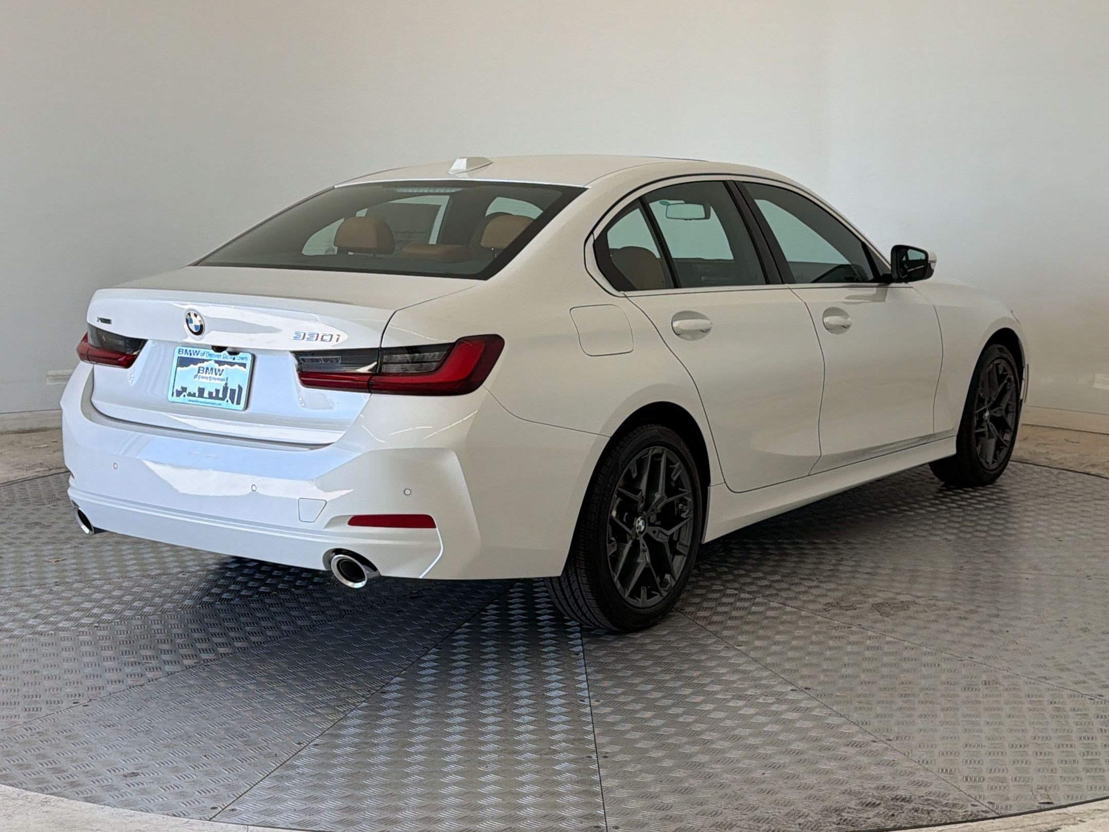 New 2026 BMW 330i xDrive Sedan w/ Premium Package AWD/4WD image 9