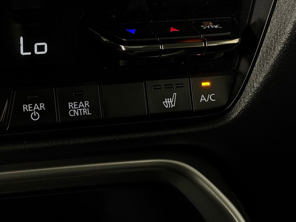 Used 2024 MAZDA CX-90 3.3 Turbo w/ Preferred Package image 17