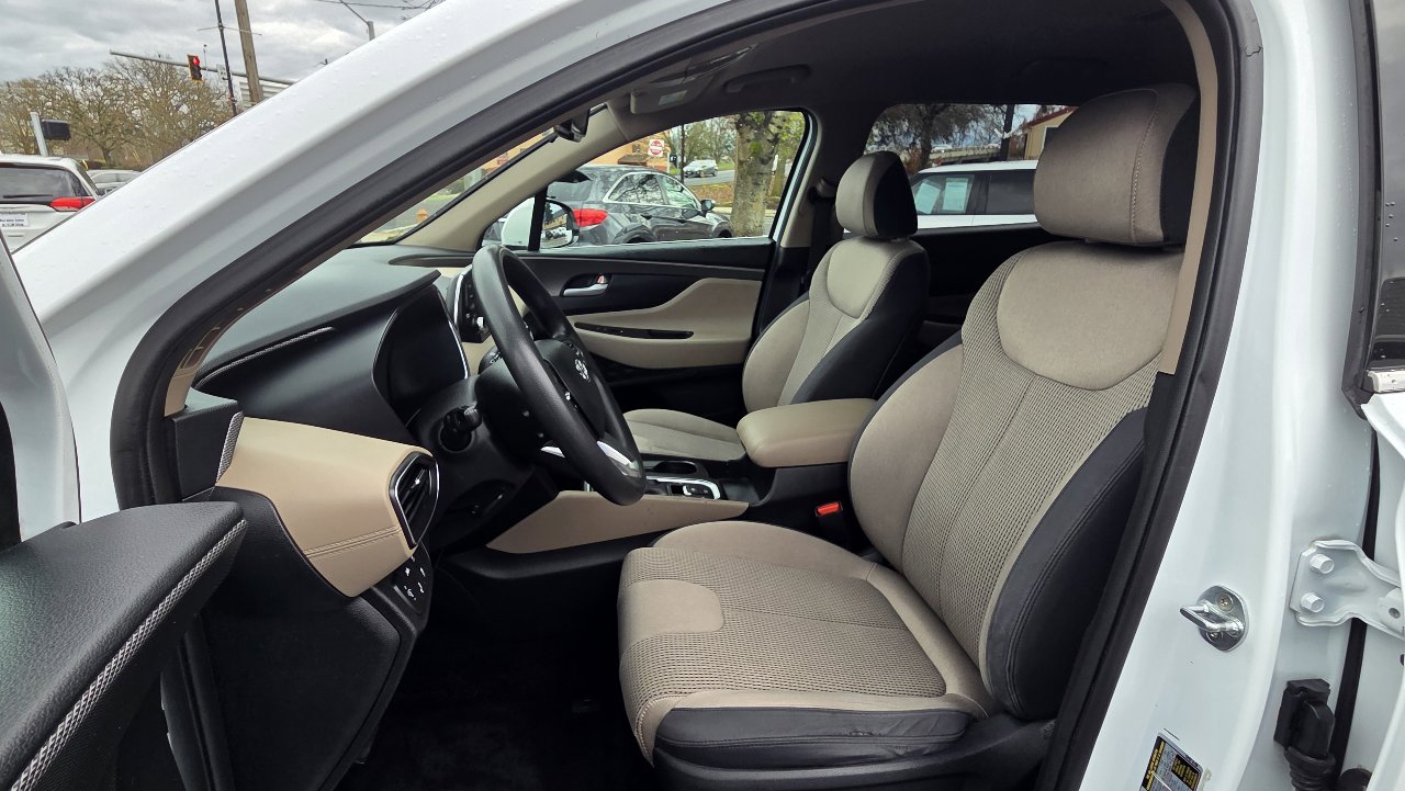 Used 2019 Hyundai Santa Fe SEL image 13