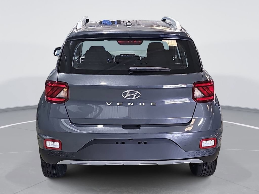 New 2026 Hyundai Venue SEL FWD image 6
