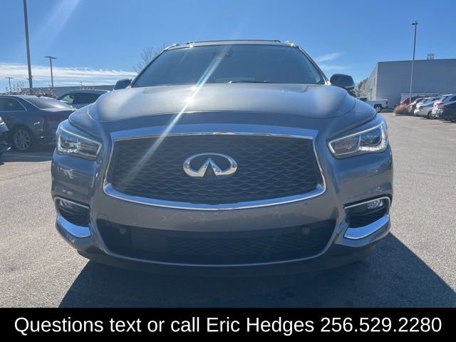 Used 2020 INFINITI QX60 Signature Edition image 2