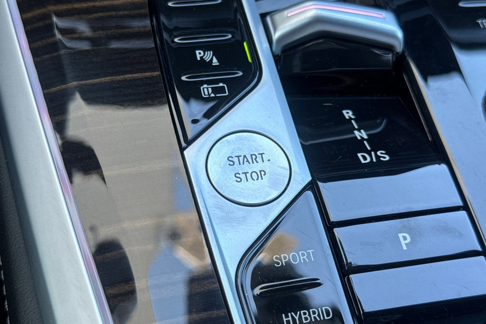 Used 2025 BMW X5 xDrive50e image 34