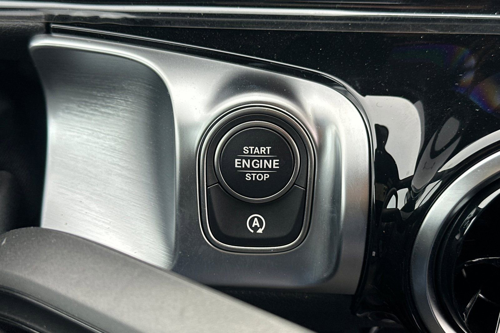 New 2026 Mercedes-Benz GLB 250 image 19