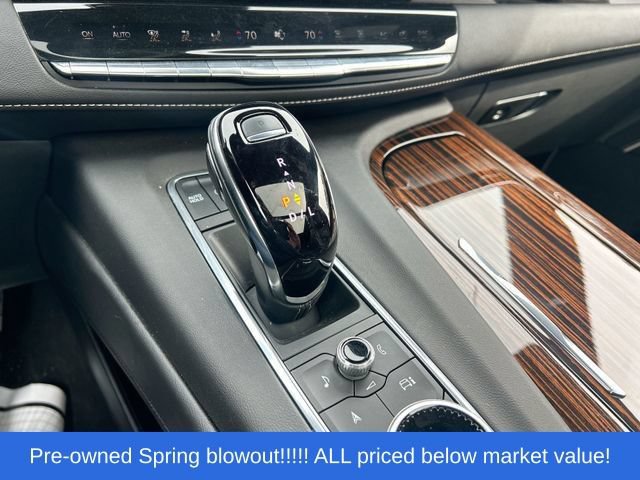 Used 2023 Cadillac Escalade Premium Luxury w/ Performance Package AWD/4WD image 24