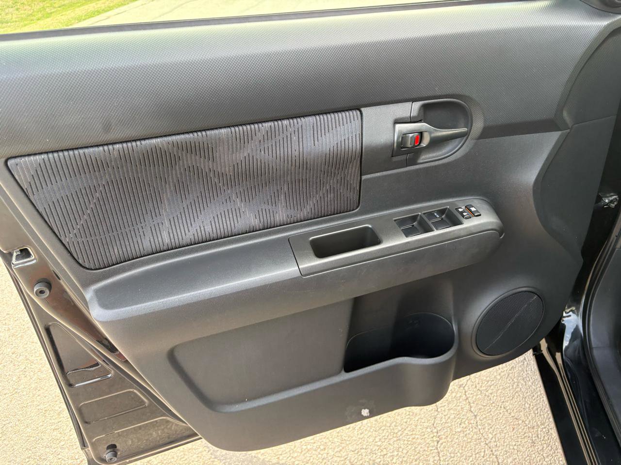 Used 2012 Scion xB image 35