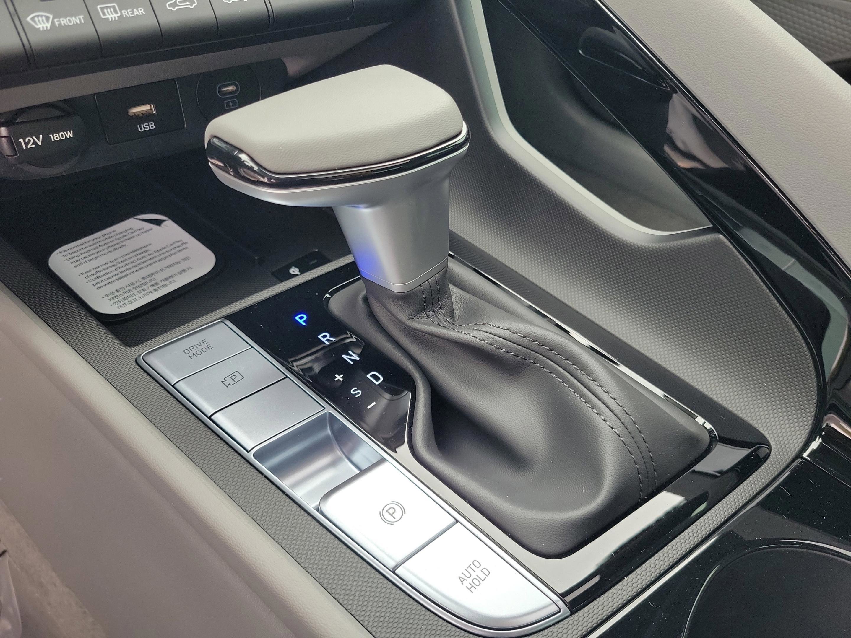 New 2026 Hyundai Elantra SEL Sport image 30