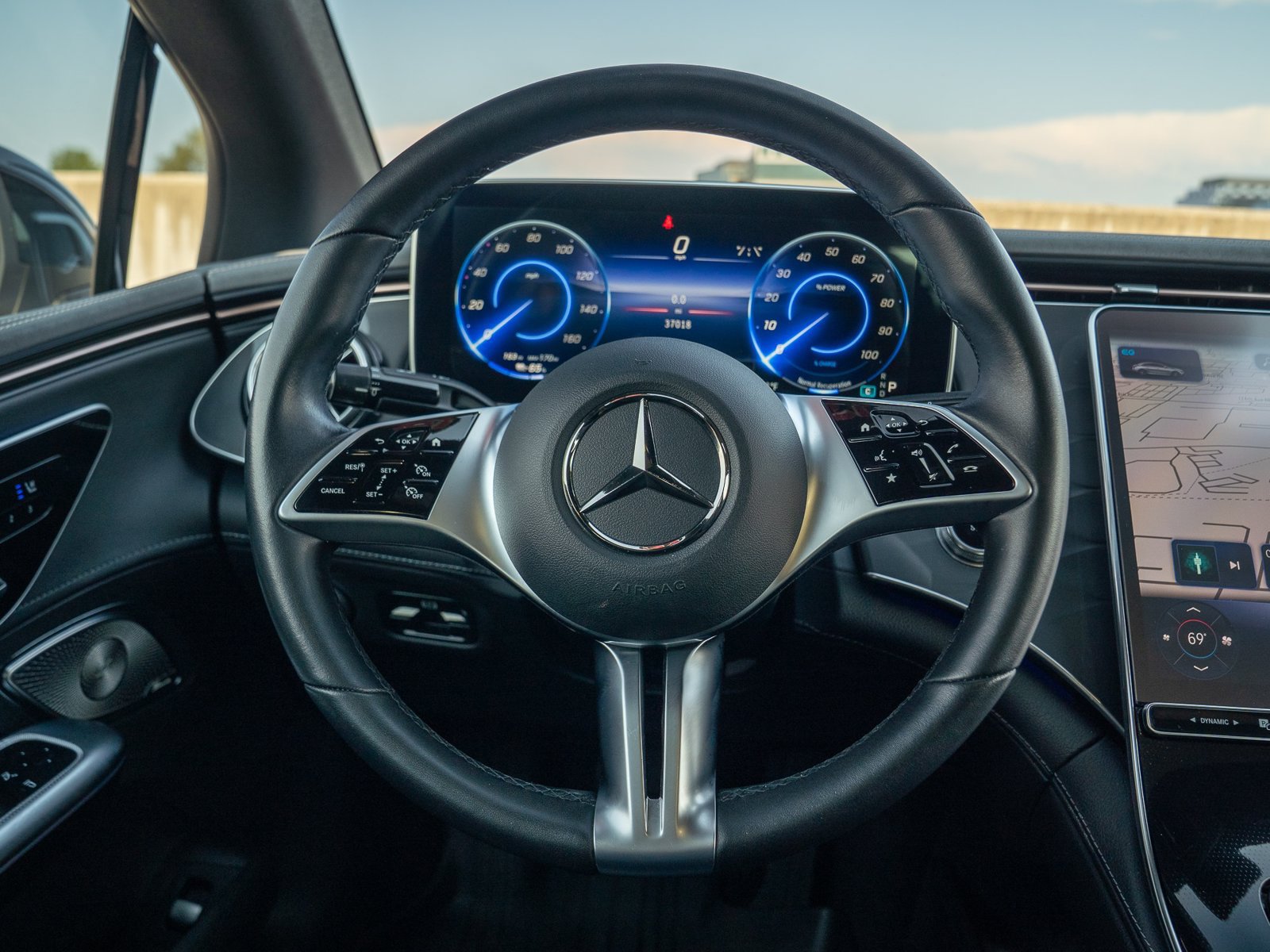 Used 2023 Mercedes-Benz EQE 350+ 4MATIC Sedan image 24