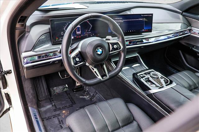 Used 2026 BMW 740i xDrive AWD/4WD image 10
